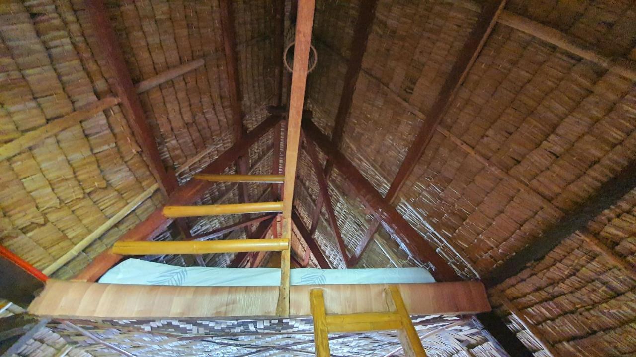 Calatagan'S Bahay Kubo - With Beach Access المظهر الخارجي الصورة