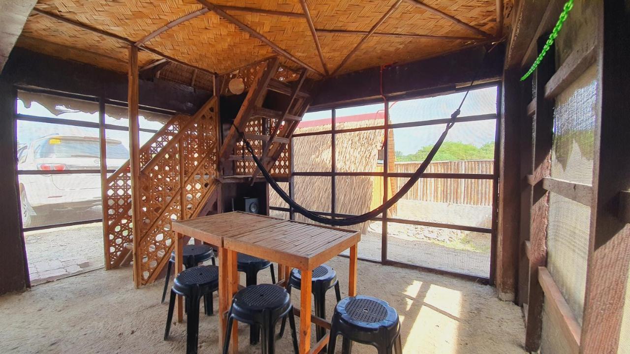 Calatagan'S Bahay Kubo - With Beach Access المظهر الخارجي الصورة