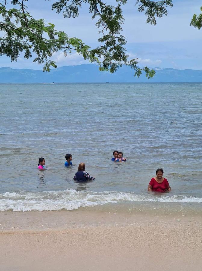 Calatagan'S Bahay Kubo - With Beach Access المظهر الخارجي الصورة